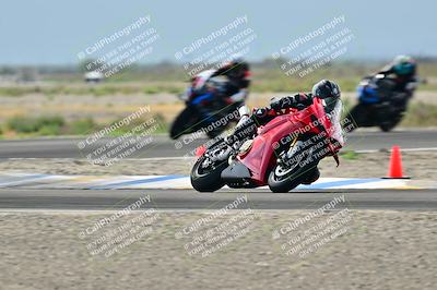 media/Apr-18-2025-TrackDaz (Fri) [[45f5874c44]]/B Group/Session 2 (Turn 7)/